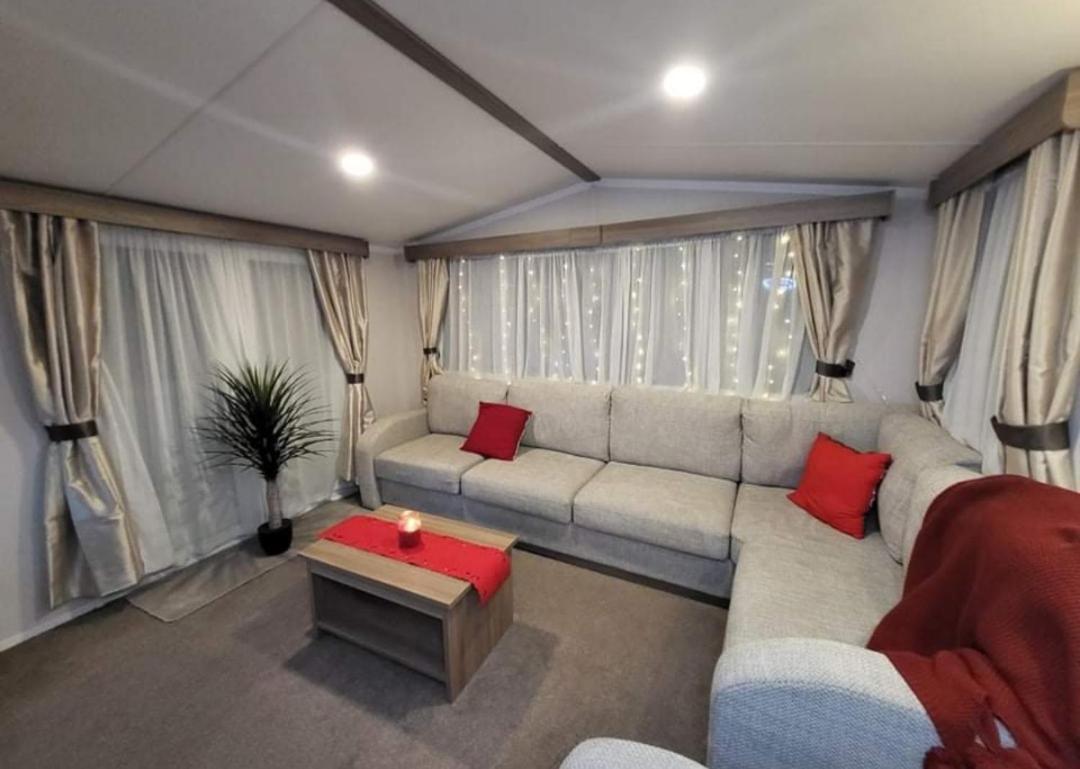 5 Geranium, Holiday Home In Oakdene Forest Park ファーンダウン エクステリア 写真
