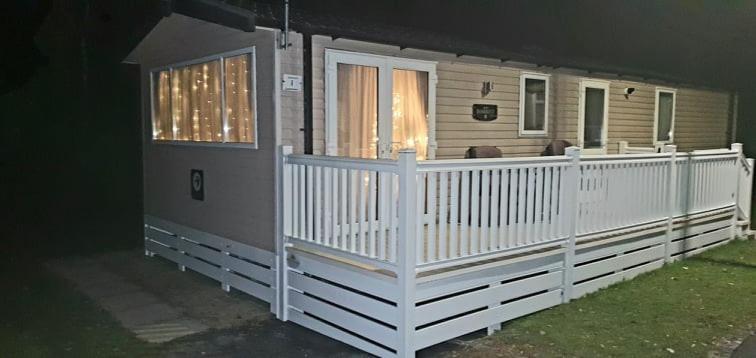5 Geranium, Holiday Home In Oakdene Forest Park ファーンダウン エクステリア 写真